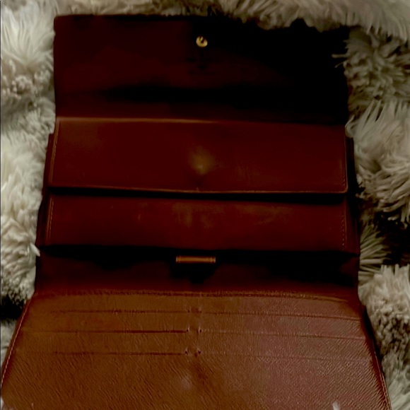 Authentic Louis Vuitton Initial Wallet with chain! VERY CLEAN. One call out! - Picture 4 of 5